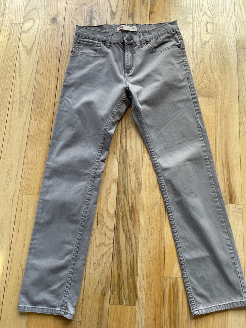 Levi’s Men’s 511 Slim Straight-Leg Jeans, 30/30 light gray